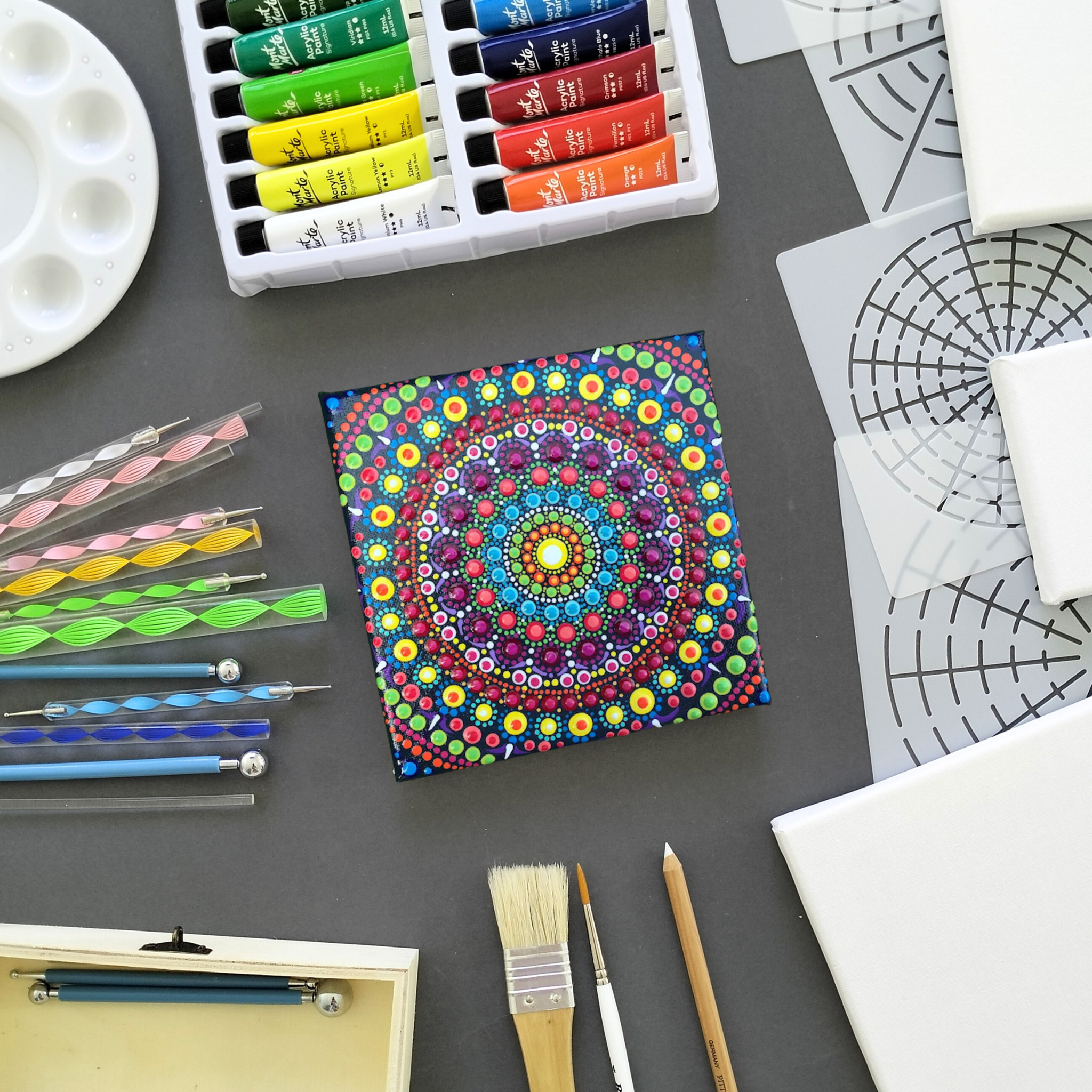 Kit mandala dots in acrylic colors and dotting tools